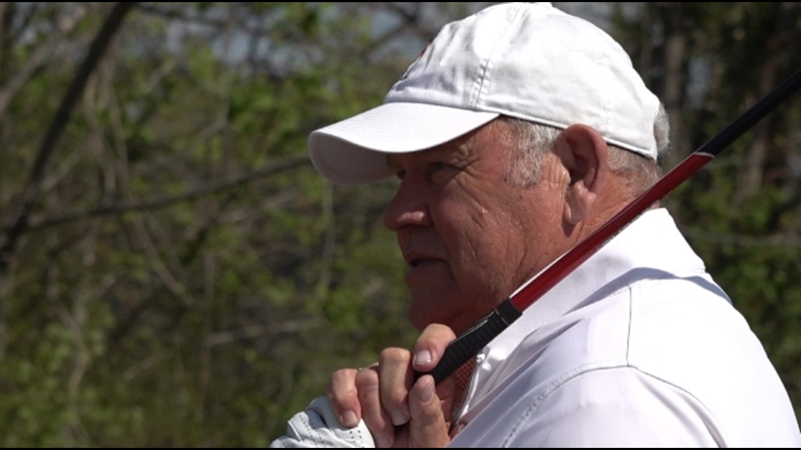 Phillip Fulmer’s annual golf event raises money for the Boys and Girls Club [Video]