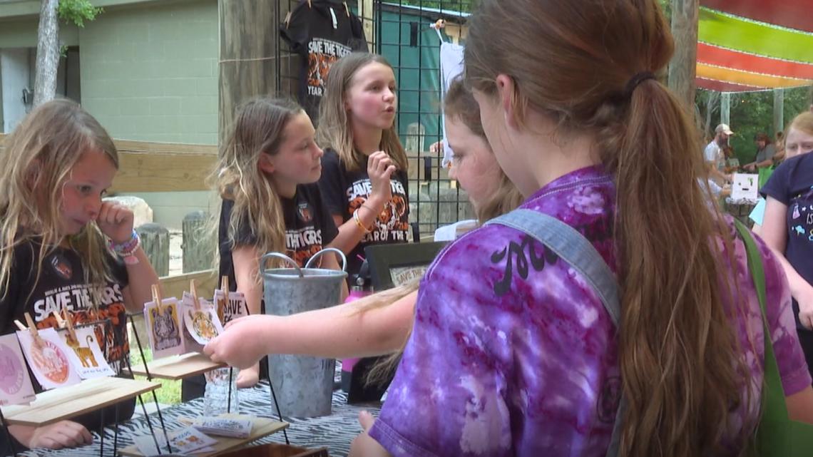 “Tiger Girls” from Bosqueville raise money to save tigers [Video]