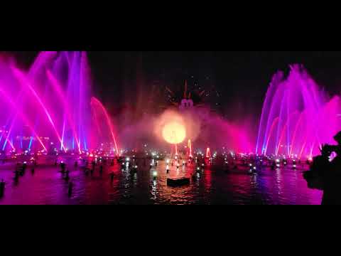 World Of Color At Disney California Adventure Park! [Video]