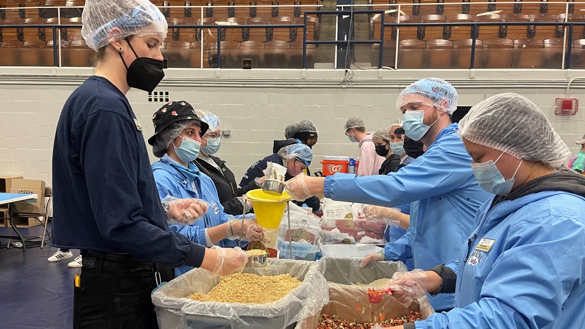 UMaine’s Maine Day spent giving back to community [Video]