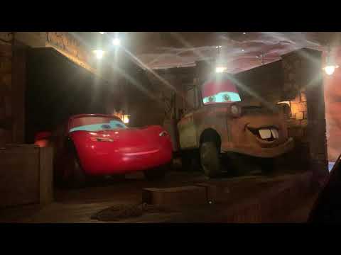 Radiator Springs Racers – Disney California Adventure [Video]