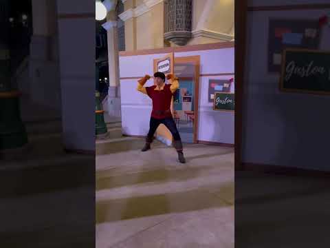 Gaston showing off! // Disney California Adventure [Video]