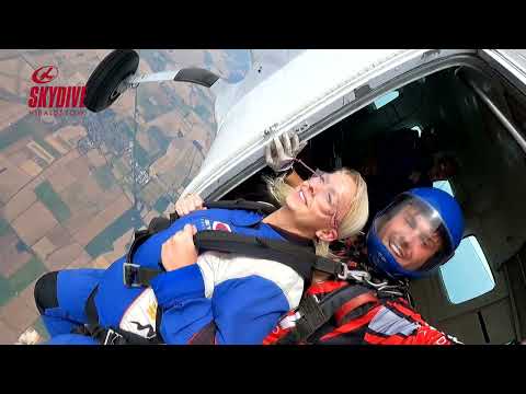 15,000ft Charity Skydive for Children’s Heart Surgery Fund! Watch Claire and Colleen in action [Video]