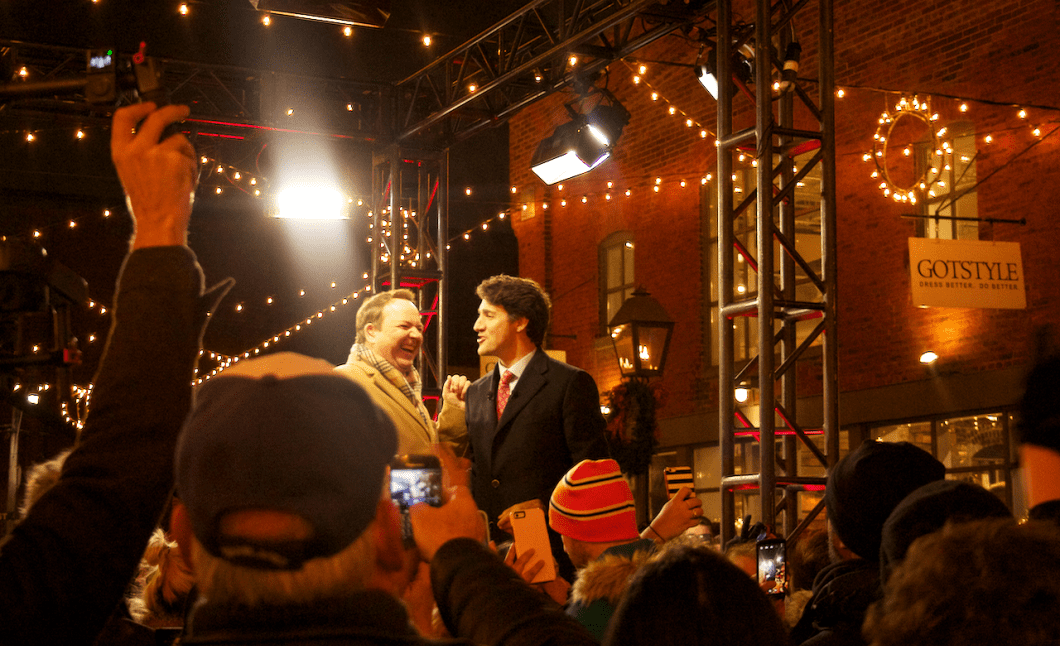 Trudeau visits Toronto Christmas Market [Video]
