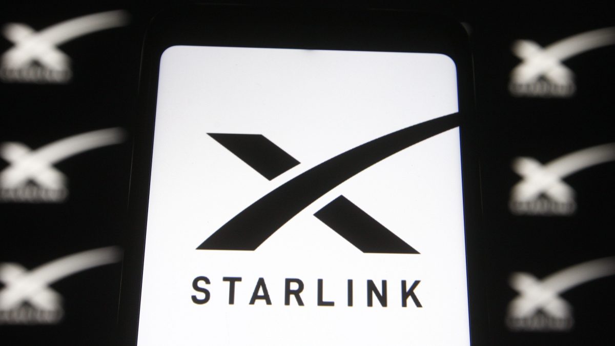 SpaceX looking to expand Starlink to school buses [Video]