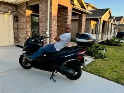 Suzuki Burgman Ride/Family travel plans should we get a Can-Am? [Video]