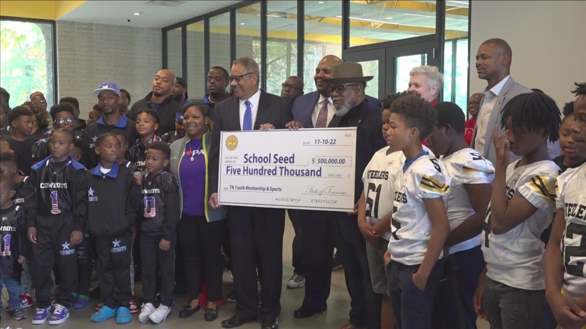 Rep. Antonio Parkinson donates half million dollars to state youth sports and mentorship [Video]