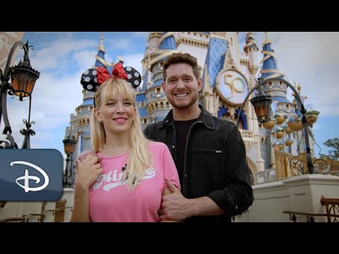 Walt Disney World Minute This or That: Michael Bublé & Luisana Lopilato | Disney Parks [Video]