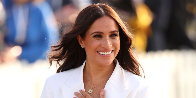 Meghan Markle Partners with Cuyana to Donate 500 Bags to Charity [Video]