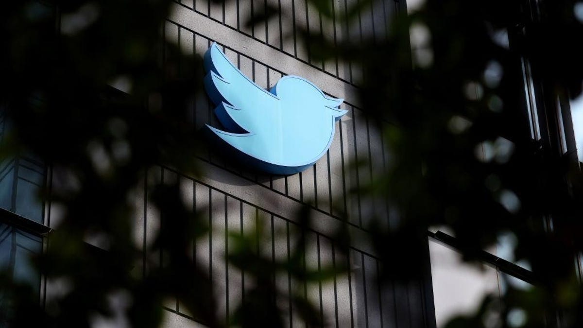 Twitter Quietly Removes Its Covid-19 Misinformation Policy [Video]