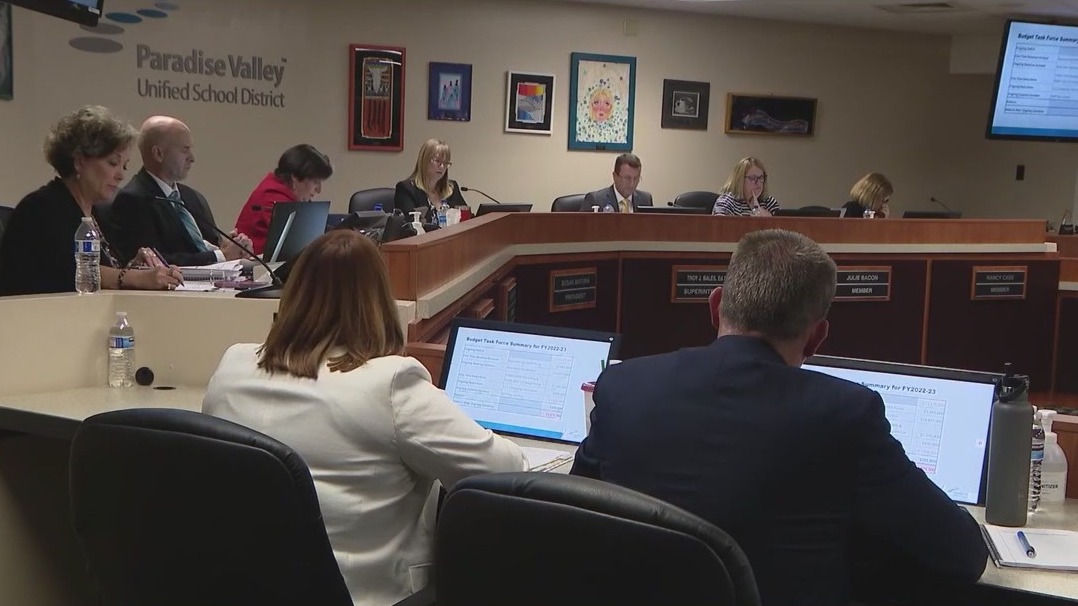 Paradise Valley school board holds meeting to determine budget cuts [Video]