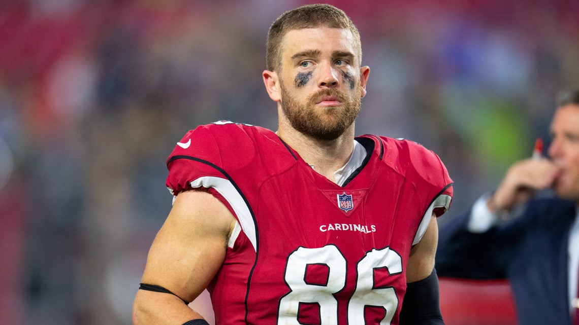 Zach Ertz picked as Cardinals 2022 Walter Payton Man of the Year [Video]