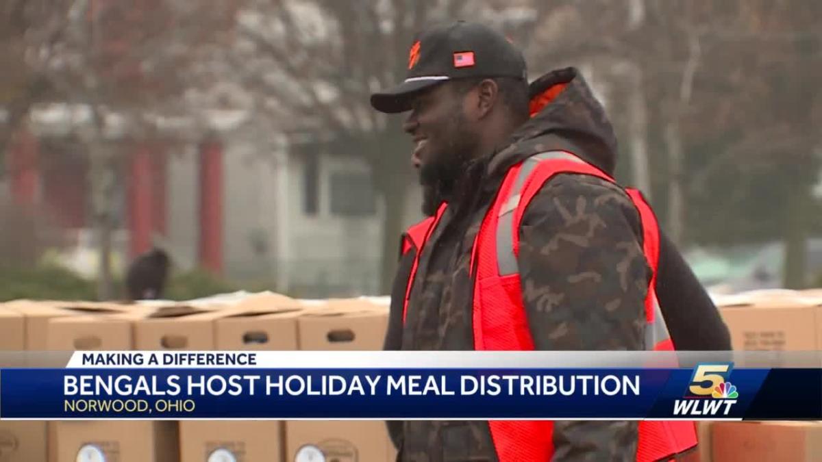 Bengals team up with Freestore Foodbank for food donation [Video]