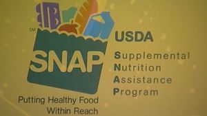 Auburn Food Bank sees increased demand after nationwide reduction in SNAP benefits [Video]