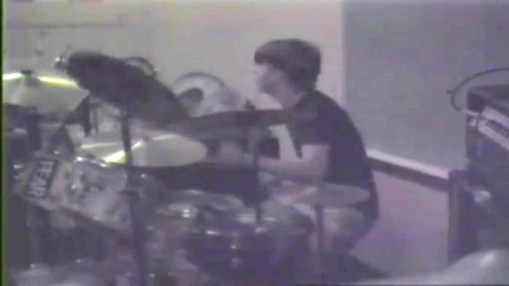 16-Year-Old Dave Grohl Demonstrates His Emerging Drumming Talent, Playing in His Punk Band “Mission Impossible” (1985) [Video]