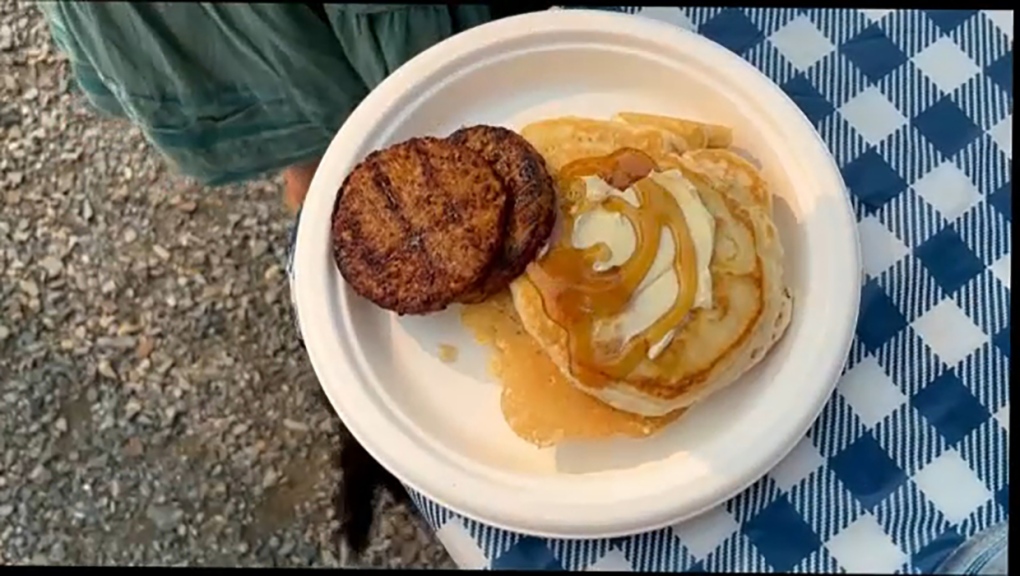 Calgary community holds vegan pancake breakfast [Video]