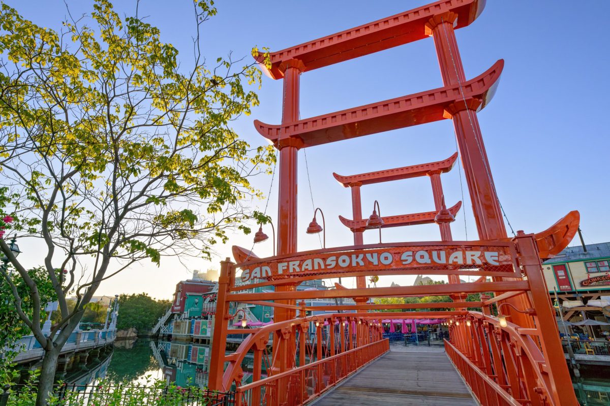 San Fransokyo Square Opens Its Gates to the World of Big Hero 6 [Video]