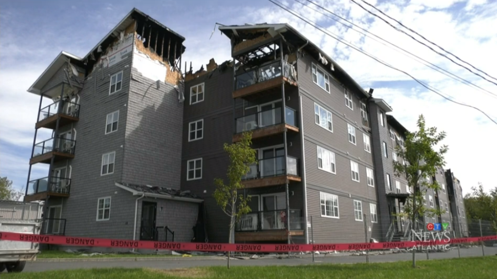 Community supports 110 displaced tenants after Fredericton fire [Video]