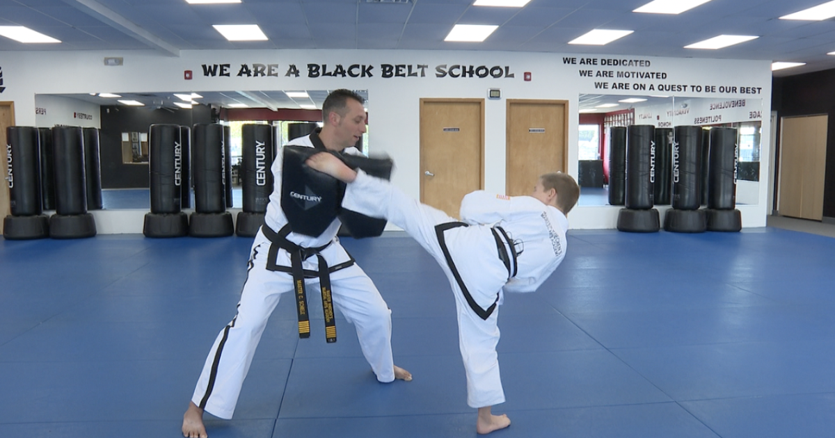 ‘Make the world a better place,’ 10-year-old uses Tae Kwon Do to help others [Video]