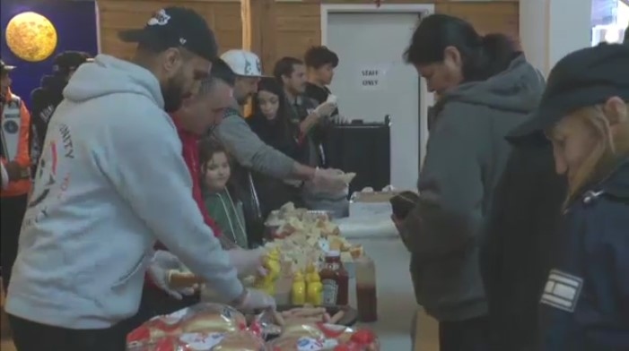 Community204 giving back to Winnipeggers in need [Video]