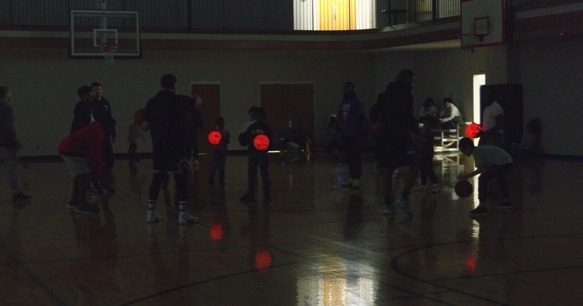 Lightfest celebrates 25th anniversary with youth basketball clinic at church on Westport Road | News [Video]