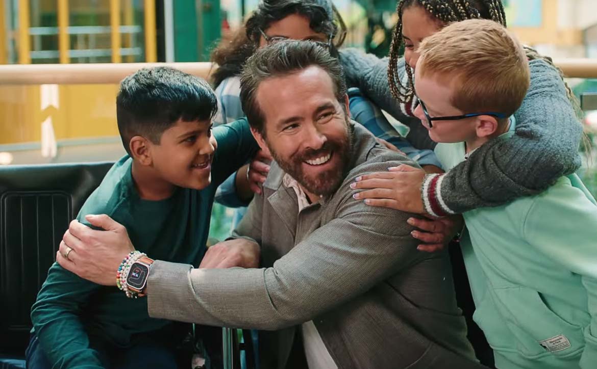 Ryan Reynolds teams up with Samsung Canada for SickKids Foundation holiday campaign [Video]