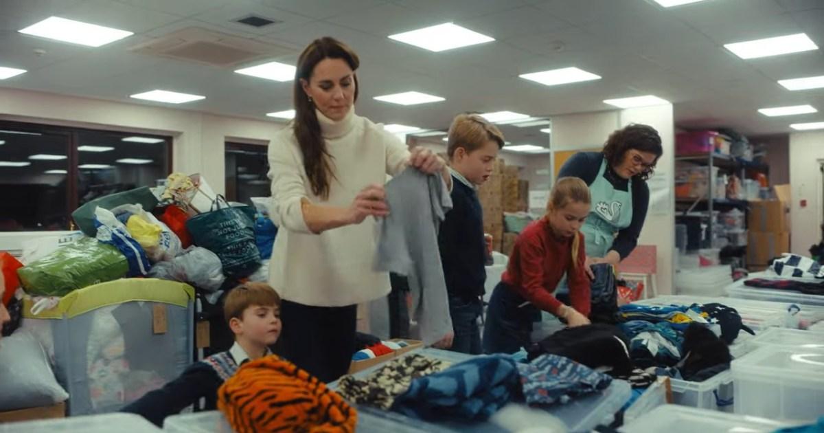 George, Charlotte and Louis pack gifts at launch of Christmas baby bank scheme | UK News [Video]