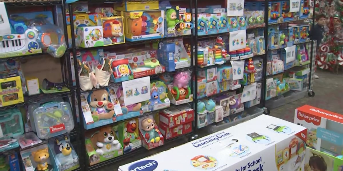 Company collecting gift donations for Phoenix Childrens Hospital patients [Video]