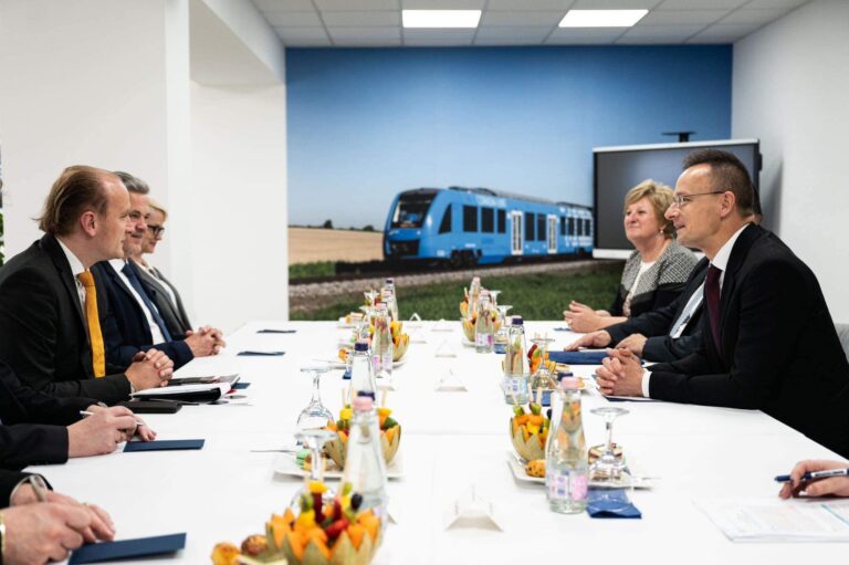 Huge Alstom investment inaugurated in Hungary [Video]