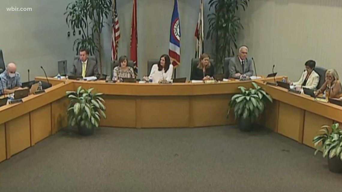 ‘I feel seen, I feel heard’ | Knox County Schools approve new budget with pay raises for educators [Video]