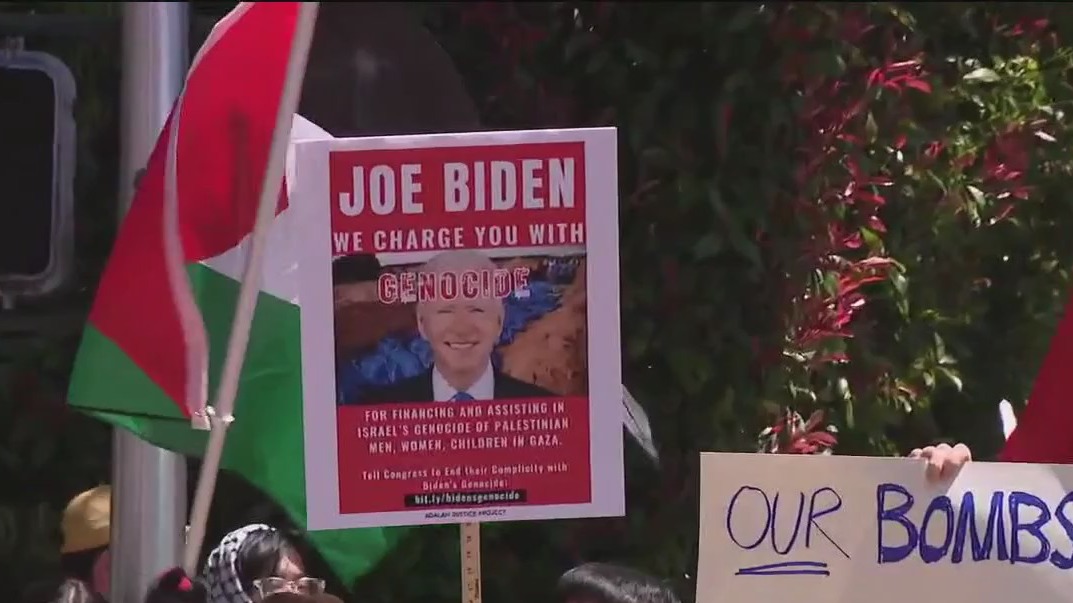 Biden’s Bay Area visit attracts protests [Video]