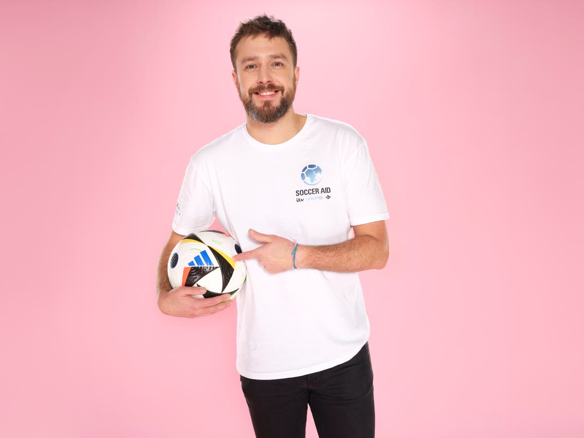 Iain Stirling blasted for “classless and out of touch” comments during Soccer Aid amid cost of living crisis [Video]