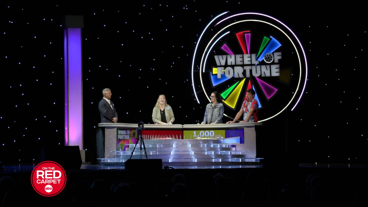 ‘Wheel of Fortune Live!’ travels the country giving ‘Wheel’ watchers a chance to spin and win [Video]