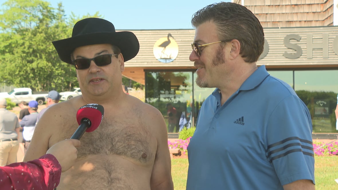 Turk, Trailer Park Boys and other celebs tee off in P.E.I. for a good cause [Video]
