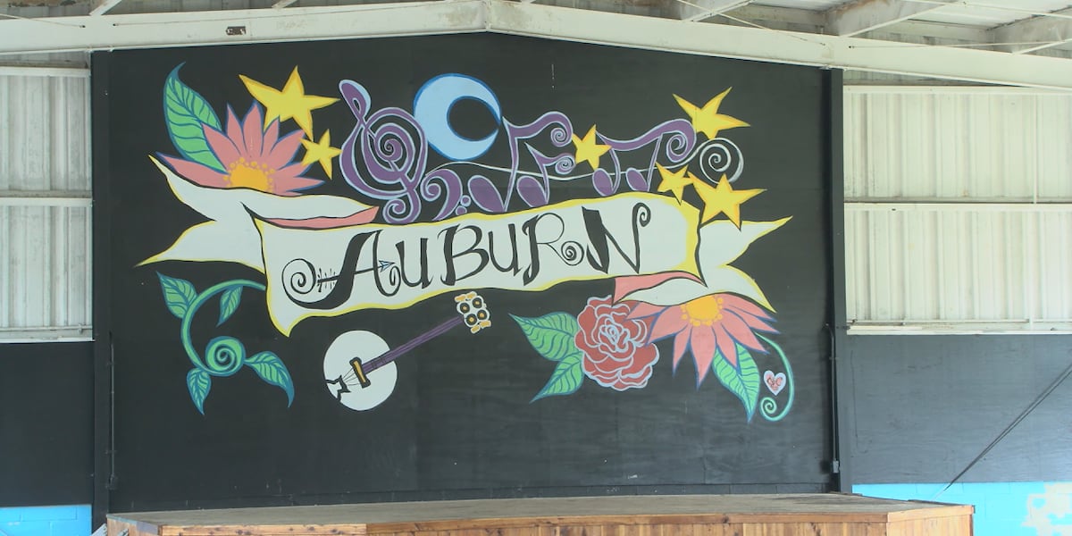 United Way Day of Caring adopts multiple projects in Auburn [Video]